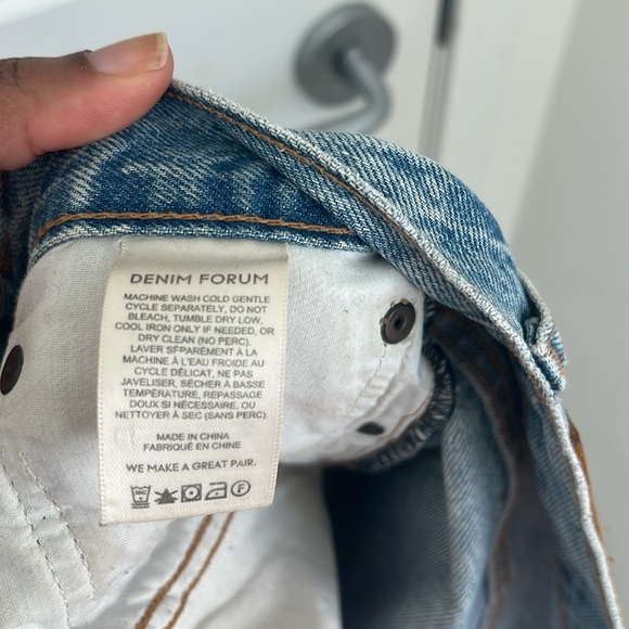 Denim Forum - The Joni Mid Rise Loose 29L - size 27 - Picture 7 of 11